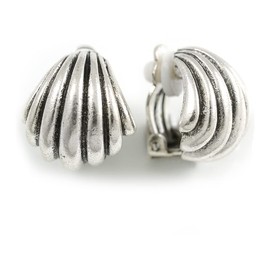 Shell Shaped Clip On Earrings in Silver Tone/Vintage Inspired - 17mm Long