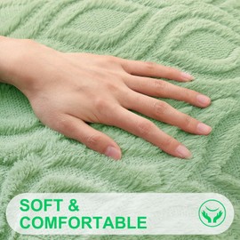 decorUhome Set of 2 Faux Fur Cushion Covers 60x60 cm, Decorative Soft Plush Fluffy Velvet Cushion Cover 24X24 Inch, Square Boho Neutral Pillow case for Sofa, Sage Green