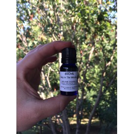 REOoils Deep in The Woods Essential Oil Blend, Ylang Ylang II, Patchouli, Cedarwood, and Rosewood 10 mL