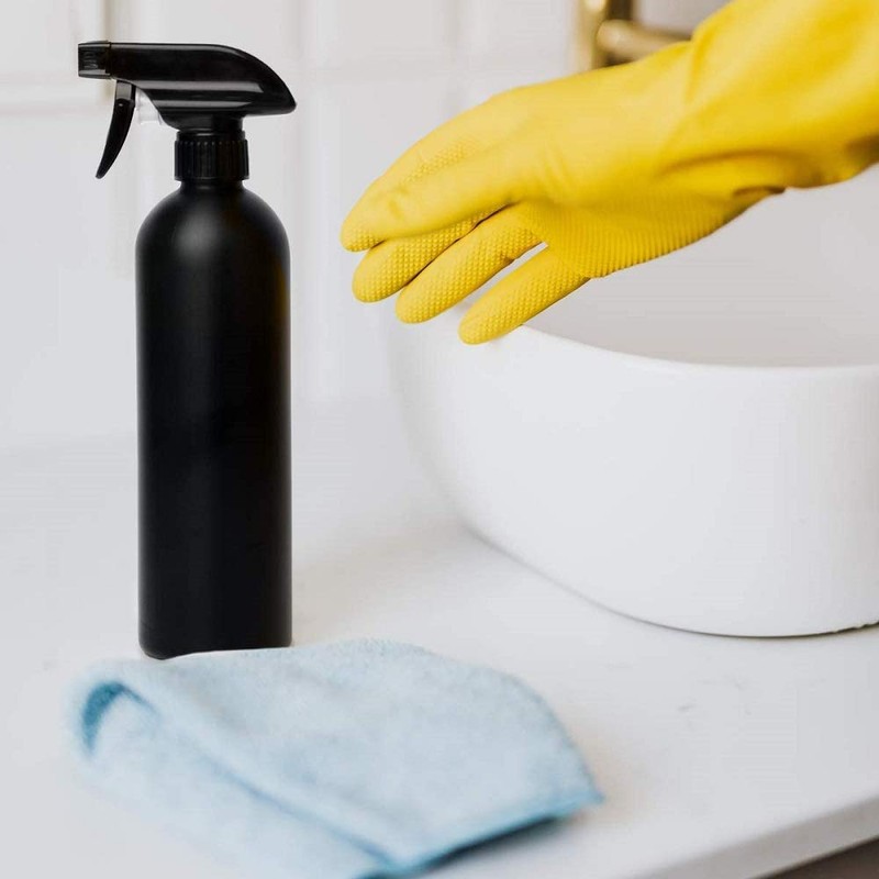 Cindy's Tape Plastic Spray Bottles Black for Cleaning Solutions 16