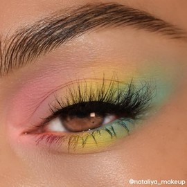 Paleta de sombras Winx Club de ColourPop: Paleta de colores pastel con acabados metálicos y mate, maquillaje de alta pigmentación con una fórmula de larga duración, Just Like Magix (0,58 oz)