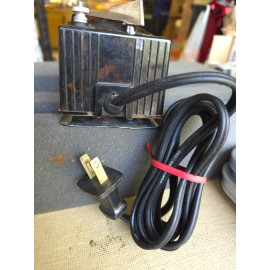 Lionel Multi Volt Transformer Type 4044 45 Watt  Refurbished