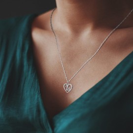 LAXPICOL Initial Necklace For Women,Heart Letter Necklace For Women,Adjustable Silver Necklace For Women/Girl,Silver Plated Heart Letter Necklace For Girls/Women-Initial L