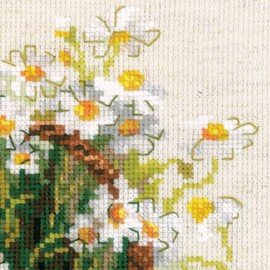 Riolis Counted Cross Stitch Kit Russian Daisies R1478