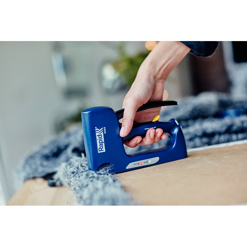 Rapid Staple Gun for Upholstery Work, Plastic Body, R453, 20009502
