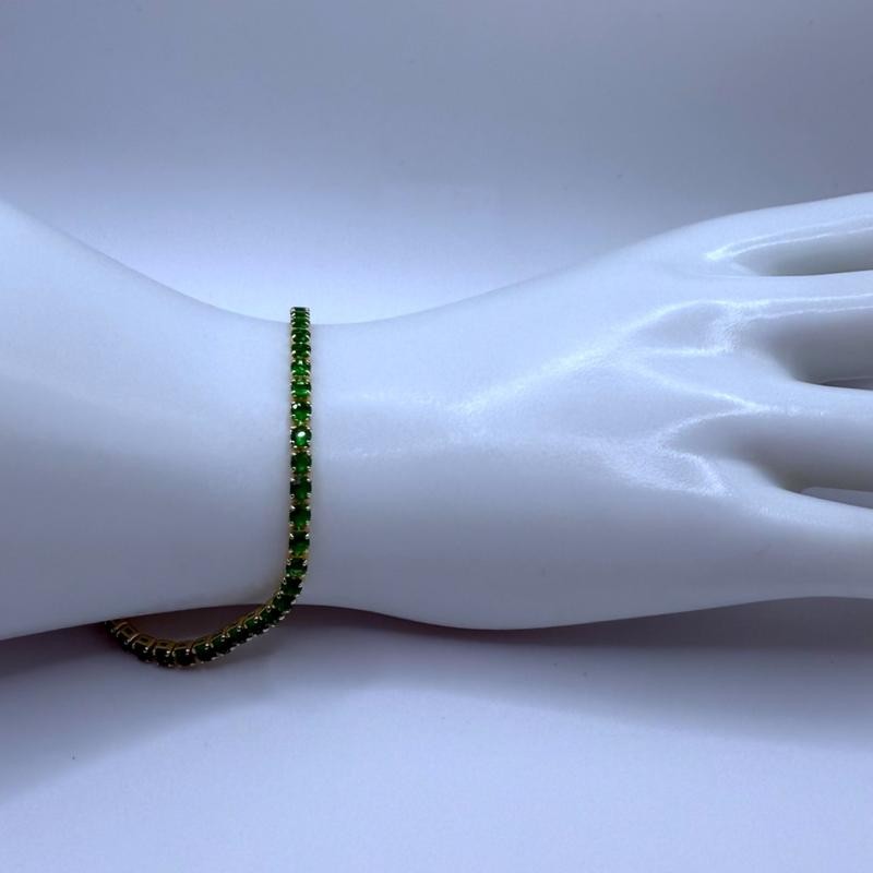 Tennis Bracelet for Woman - Green and Black Bead Design