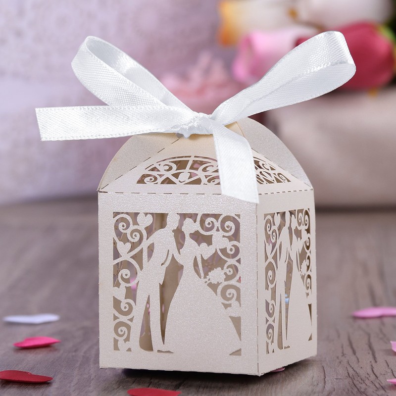 Tinksky 100pcs Wedding Candy Boxes Couple Design Luxury Lase Cut