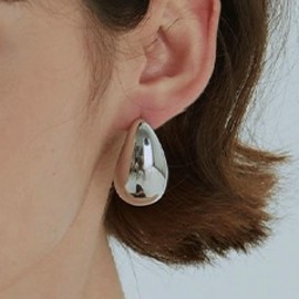 TseenYi Chunky Silver Hoop Earrings Thick Lightweight Waterdrop Earrings Vintage C Shape Hoop Earrings Exaggerated Teardrop Metal Stud Earrings Jewelry for Women and Girls