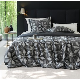 Simple&Opulence Boho Cooling Duvet Cover Set Queen Size, 3Pcs 100% Viscose from Bamboo Aztec Luxury Retro Geometric Pattern Comforter Cover Set, Soft Breathable Bedding for Hot Sleepers(Black)