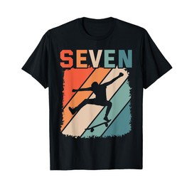 7th Birthday Retro Skateboard Skater Boys Kids 7 Years Old T-Shirt