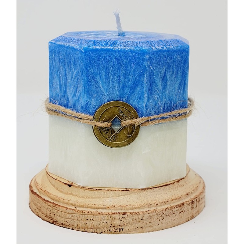 Enchanted Surprises: Hand-Poured Palm Wax Candles with Hidden Crystals