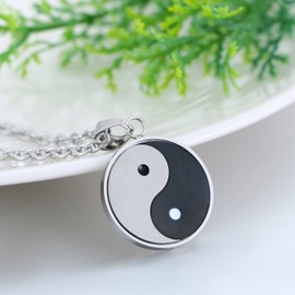 JewelryWe Unisex Mens Vintage Style Yin Yang Pendant Necklace Chain (with Gift Bag)