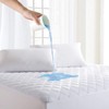 Quilted Waterproof Mattress Protector Single Hypoallergenic and Noiseless Fitted Sheet