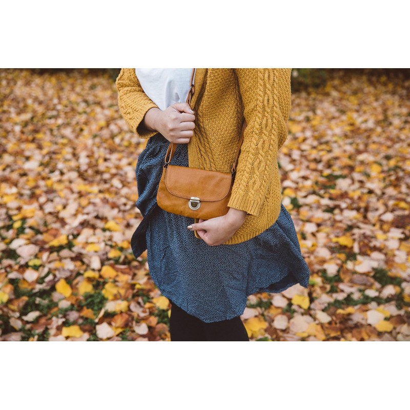 Gusti Rona 2H84-48 Women's Leather Shoulder Bag - Brown -