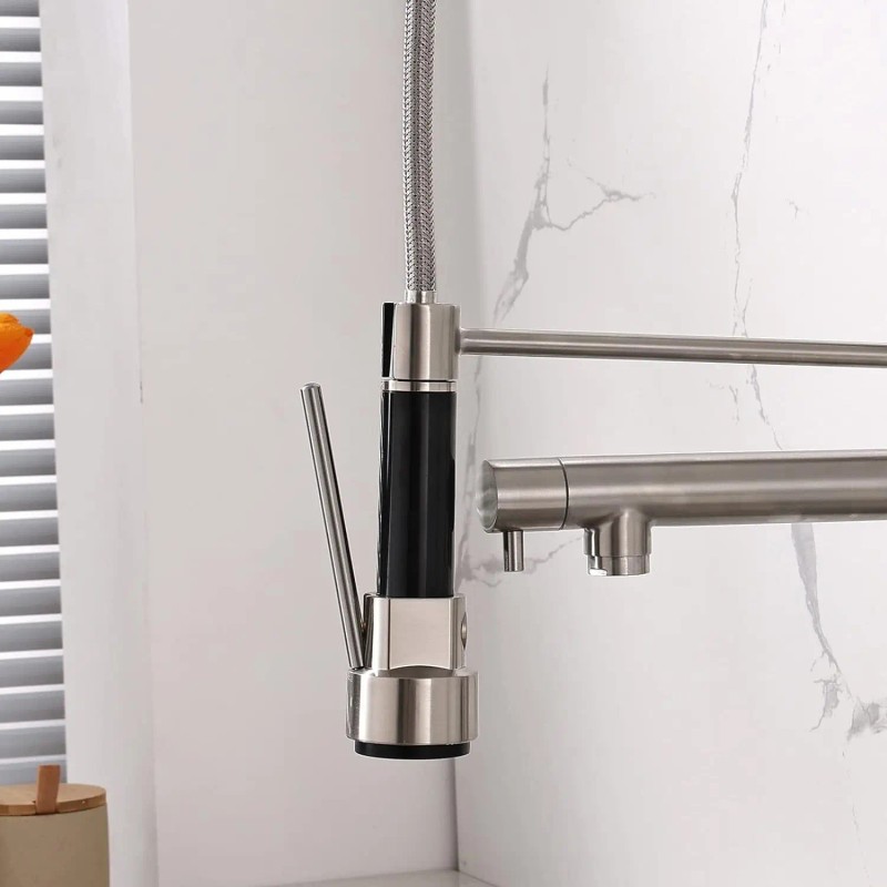 Modern Style Single Handle Kitchen Faucet Kit 2-Function Pull Sprayer