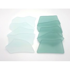 Sea glass place cards - Sea green shades - Irregular shapes