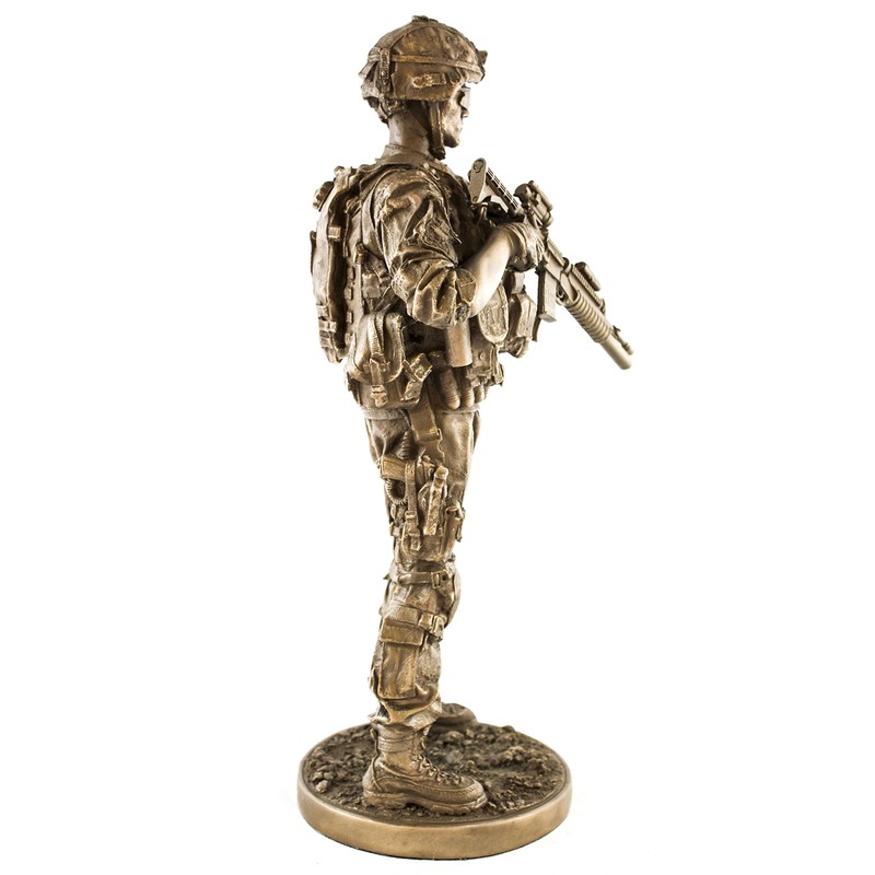 YTC Metal Tone Reporting Detail Fighting Soldier with Gun Statue