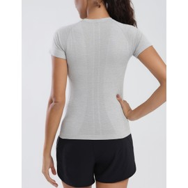 Nyvalle Seamless Short Sleeve Workout Shirts for Women Breathable Running Workout Tops Athletic Gym Yoga Basic Shirts Light Grey
