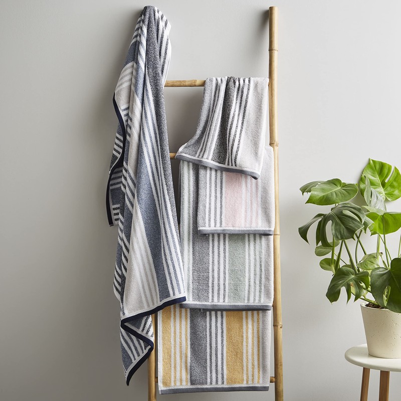 Catherine Lansfield Kelso Stripe Bath Towel 450gsm Soft Absorbent Cotton