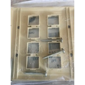 Lucent Technologies 106674450 M28A-246 Faceplate Double Gang 8 Port Ivory