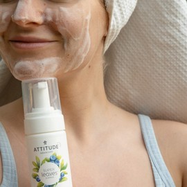 ATTITUDE Micellar Foaming Cleanser, EWG Verified, Plant and Mineral-Based Ingredients, Vegan and Cruelty-free Facial Cleanser, Hypoallergenic, Unscented, 150 ml