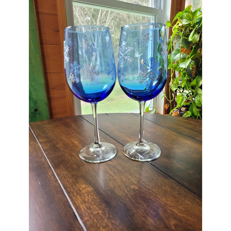 Snowflakes Hand Painted Blue Wine Glasses Set of 2, Winter
