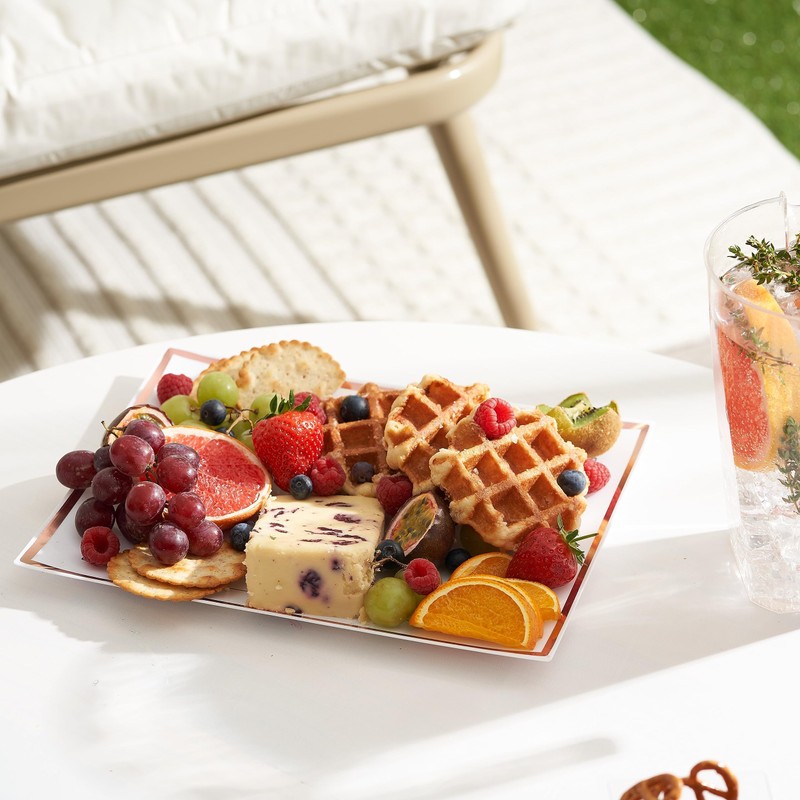 MATANA 12 White Plastic Serving Platters with Rose Gold Border,