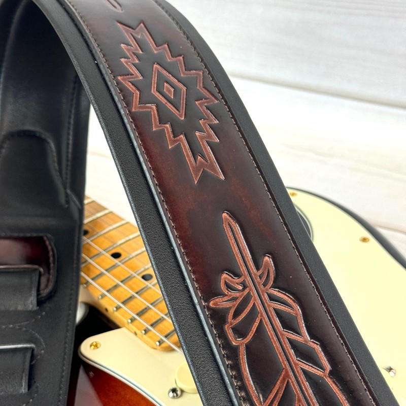 Walker & Williams GB-134 Oxblood Brown Native American Feather Padded