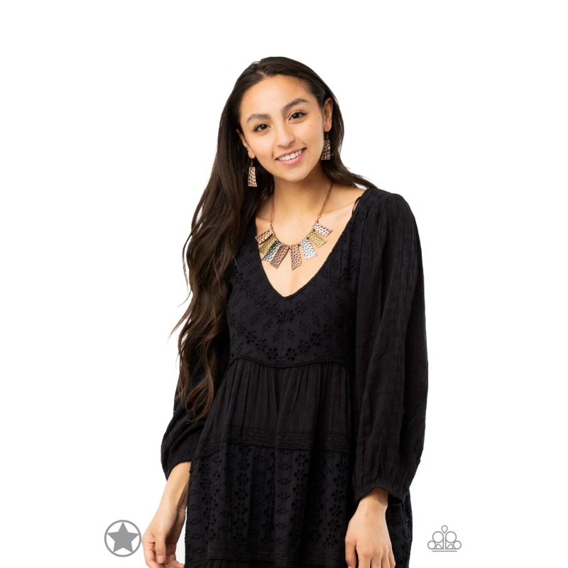 Paparazzi Plated Women's Neclace Multi /A Fan of the Tribe