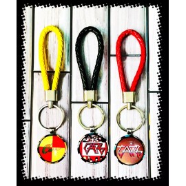 THE CARS SHAKE IT UPTHREE CREATIVE KEYCHAINS