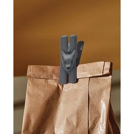 Alessi Lampo MMI32CS B - Set of 2 Magnetic Design Kitchen Clothespins, Thermoplastic Resin, Black