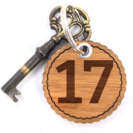 Mr. & Mrs. Panda Round Wave Keyring 17 - Gift, Number 17, Bag Pendant, Letters, Hotel, Numbers, Lanyard, Room, Lucky Charm, neutral