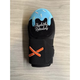 Aria Absolutely Ridiculous Small “Pushin P” Ice Cream Youth Sliding Mitt ~ IN HAND