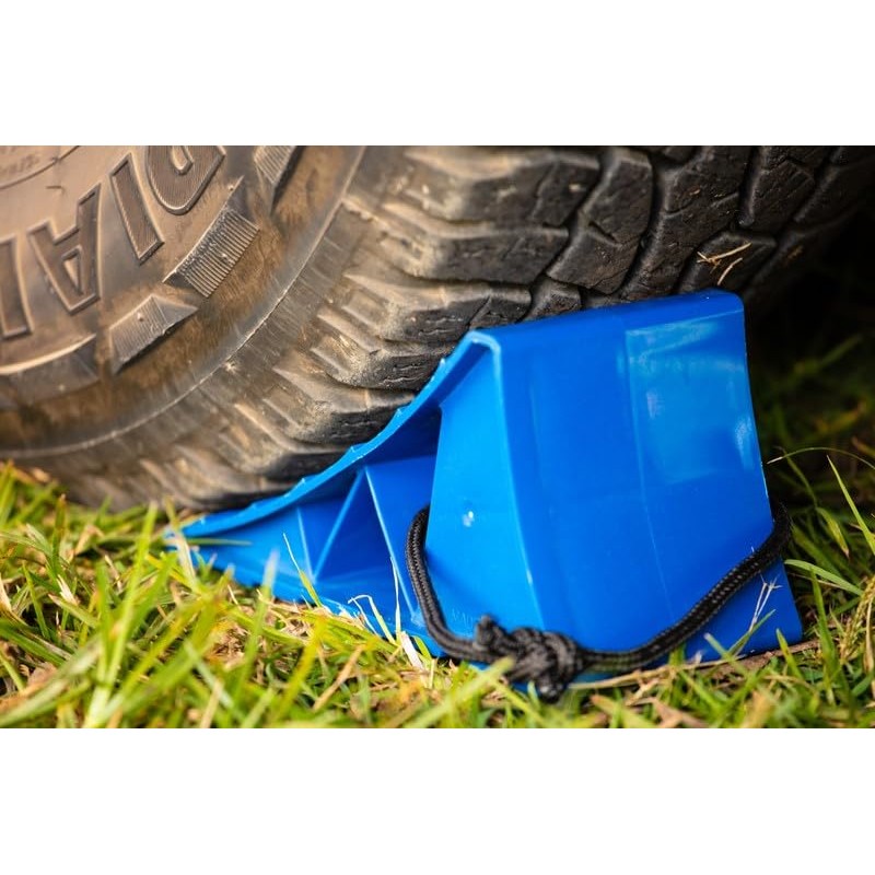 Companion Caravan Wheel Chock 2-Pieces, Blue