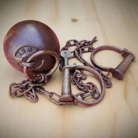 Yuma Prison Cast Iron Working Ball & Chain Leg Irons Antique Finish (28" Long)