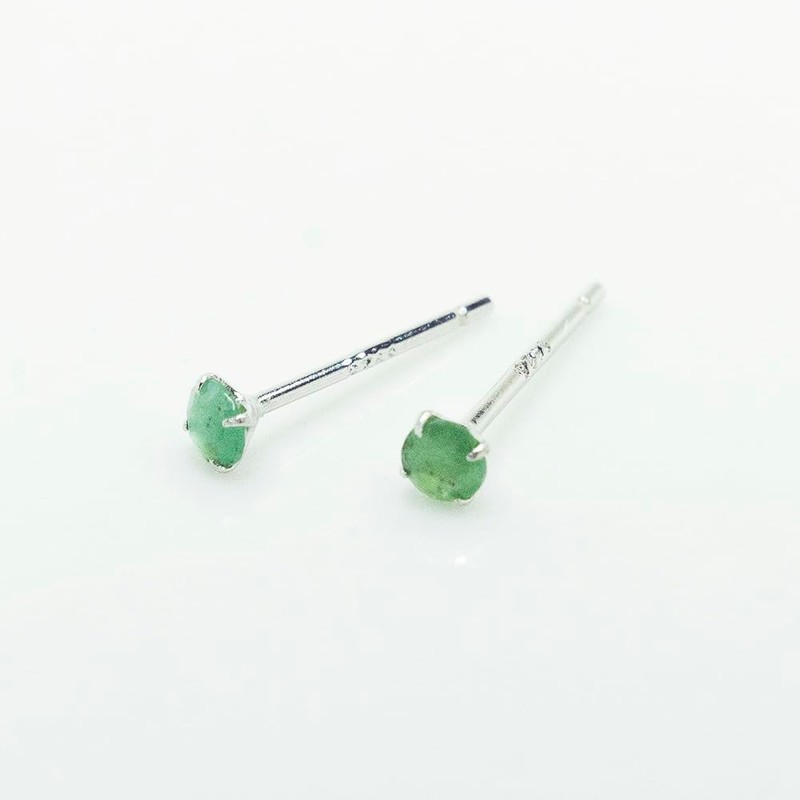 Richight 3mm Natural Stone Emerald Pure Silver Tiny Stud Earrings