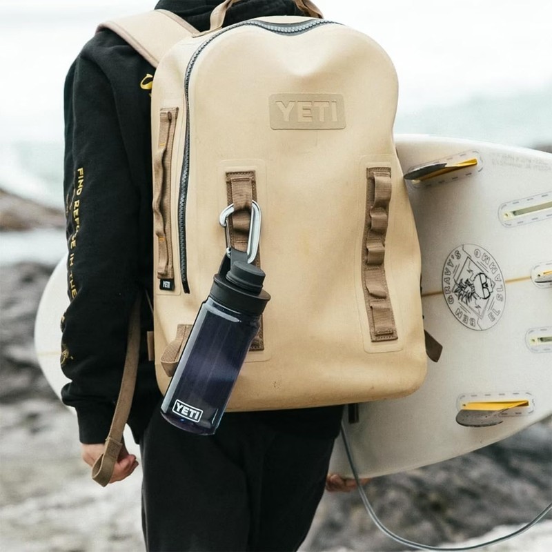 YETI Yonder 600 ml/20 oz Water Bottle with Yonder Tether