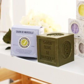 Theophilus Berton Traditional Olive Oil Marseille Soap (300g) / 데오필버톤 전통 올리브유 마르세유 비누 (300g)