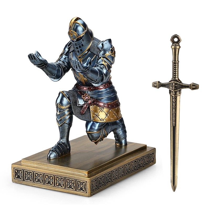 King's Guard Knight Pen Holder Pen Stand Desk Organizers and