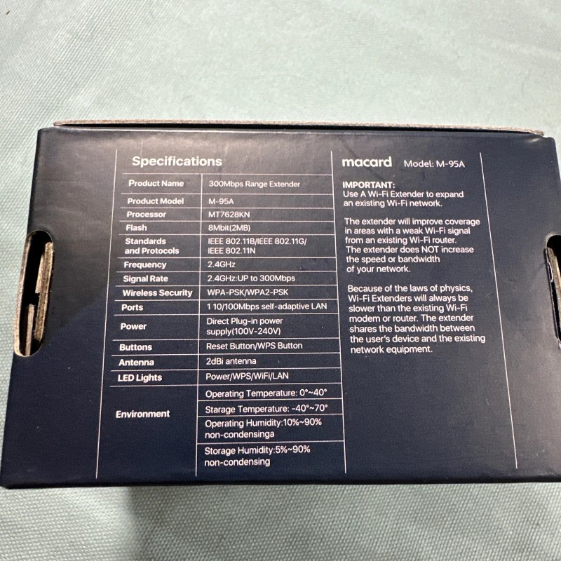 Macard WIFI Range Extender M-95A 300Mbps 2.4GHz Plug In 2dBi