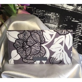 Vera Bradley Signature Cotton Checkbook Cover MOON SHADOW MEADOW  NWT RV$25