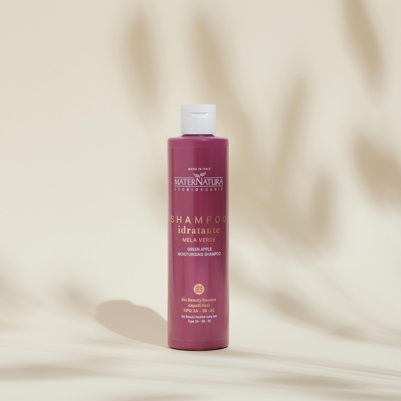 Maternatura Moisturising Shampoo for Curly Hair with Green Apple -