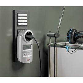 Brennenstuhl 1507501 Wochenzeitschaltuhr Primera-Line DT, Silber, FR
