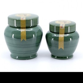 Premium wild honey wrapped in wrapping cloth containing the health of Jeju forest area, BG, 1kg / 제주 숲지대의 건강함을 담은 프리미엄 야생꿀 보자기포장  BG, 1kg