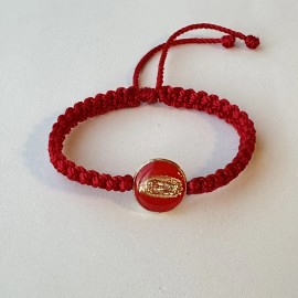 Pulsera Roja Virgen De Guadalupe Y San Judas Tejida A Mano En Macramé Redonda