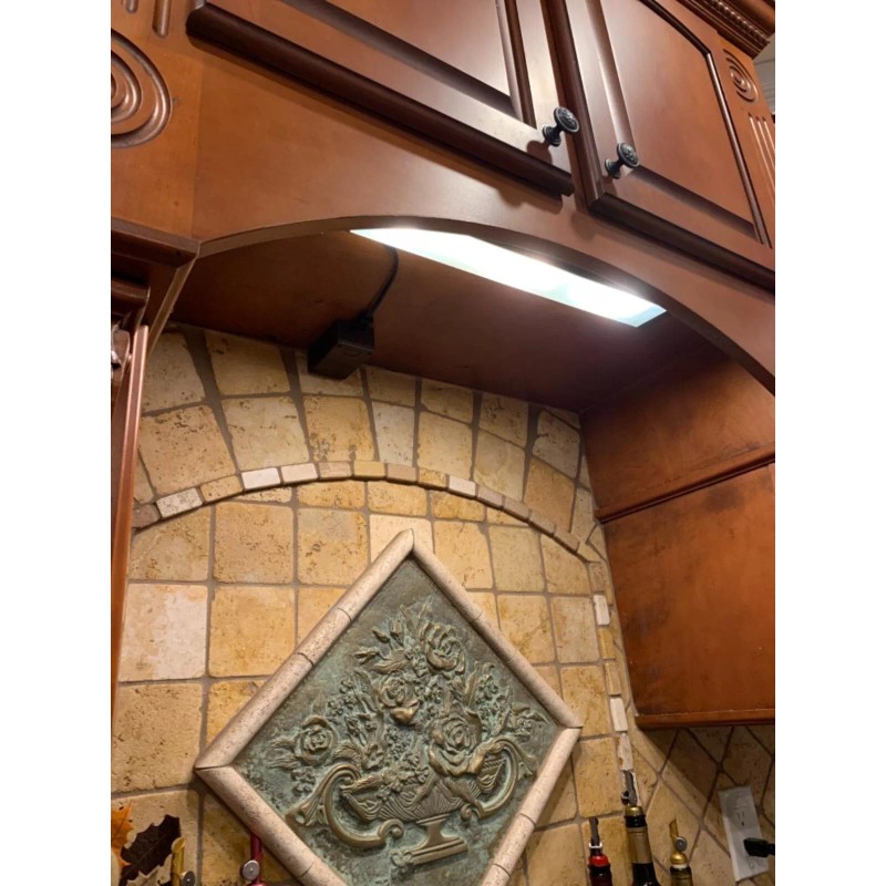 Specialty Lighting UnderCabinet light, desk, WorkBench, connectable/ad