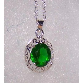 EUROPEAN CRYSTALS 925 STERLING SILVER 22" NECKLACE CRYSTAL gem cz emerald GREEN Irish stone female