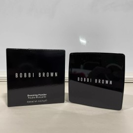Bobbi Brown Bronzing Powder - Light .31 oz / 9g FULL size New Version
