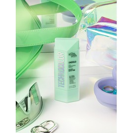 Bondi Sands Technocolor Self Tanning Face Serum, Innovative Formula Hydrates, Soothes, and Enhances Skin with Vitamin C and Chamomile, Fragrance Free