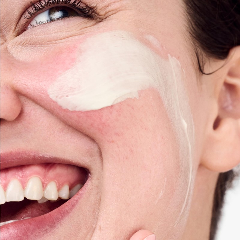 Clinique Redness Solutions Daily Relief Cream with Microbiome Technology, 1.7